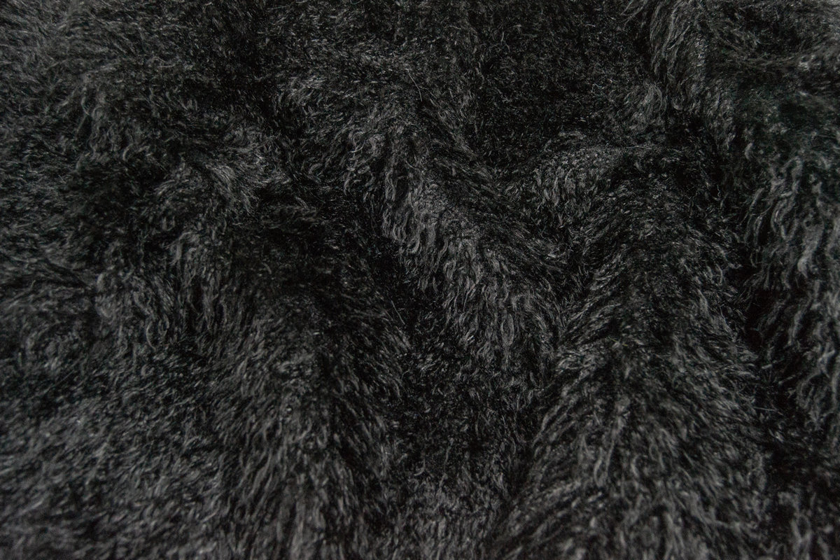 Pelo sintético de lujo Tejido de pelo sintético por metro, cordero de Mongolia, negro – 2EM250015