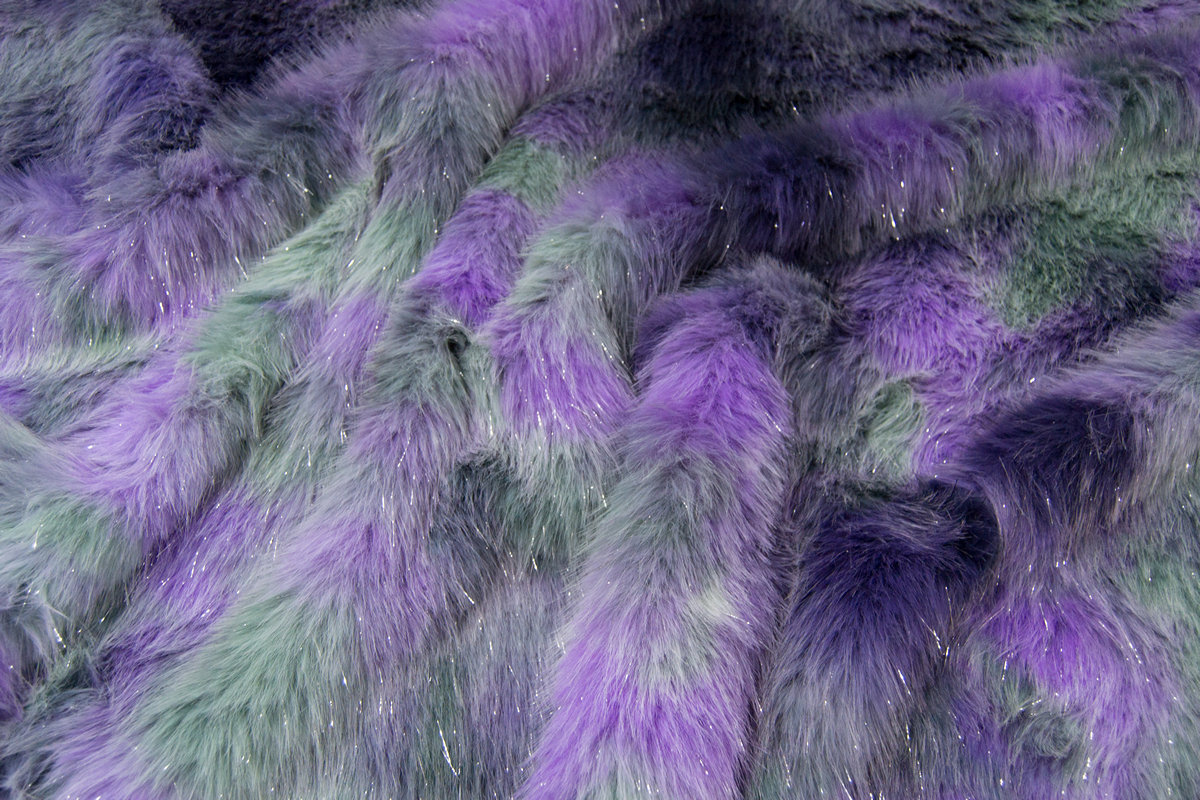 Pelo sintético de lujo Tejido de pelo sintético multicolor y con brillo, violeta – EM250046