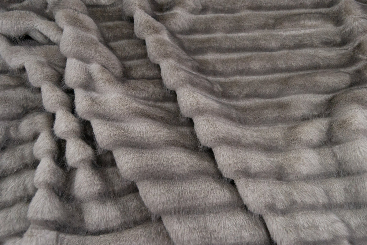 Pelo sintético de lujo Tejido de pelo sintético, chinchilla gris – 3EM250002