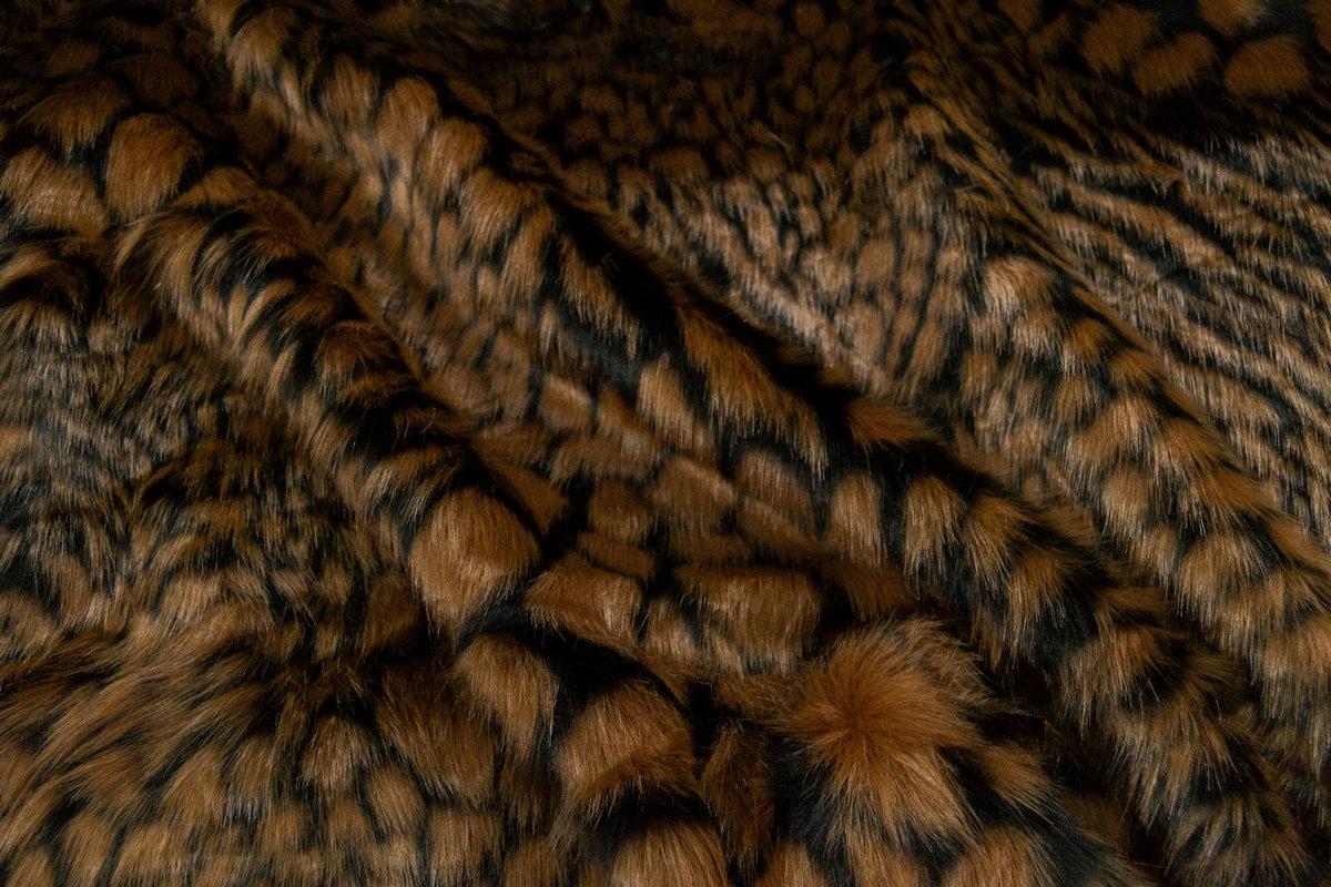 Edición limitada / Deadstocks Tela de piel sintética, estampado animal, motivo leopardo – 3EM250015